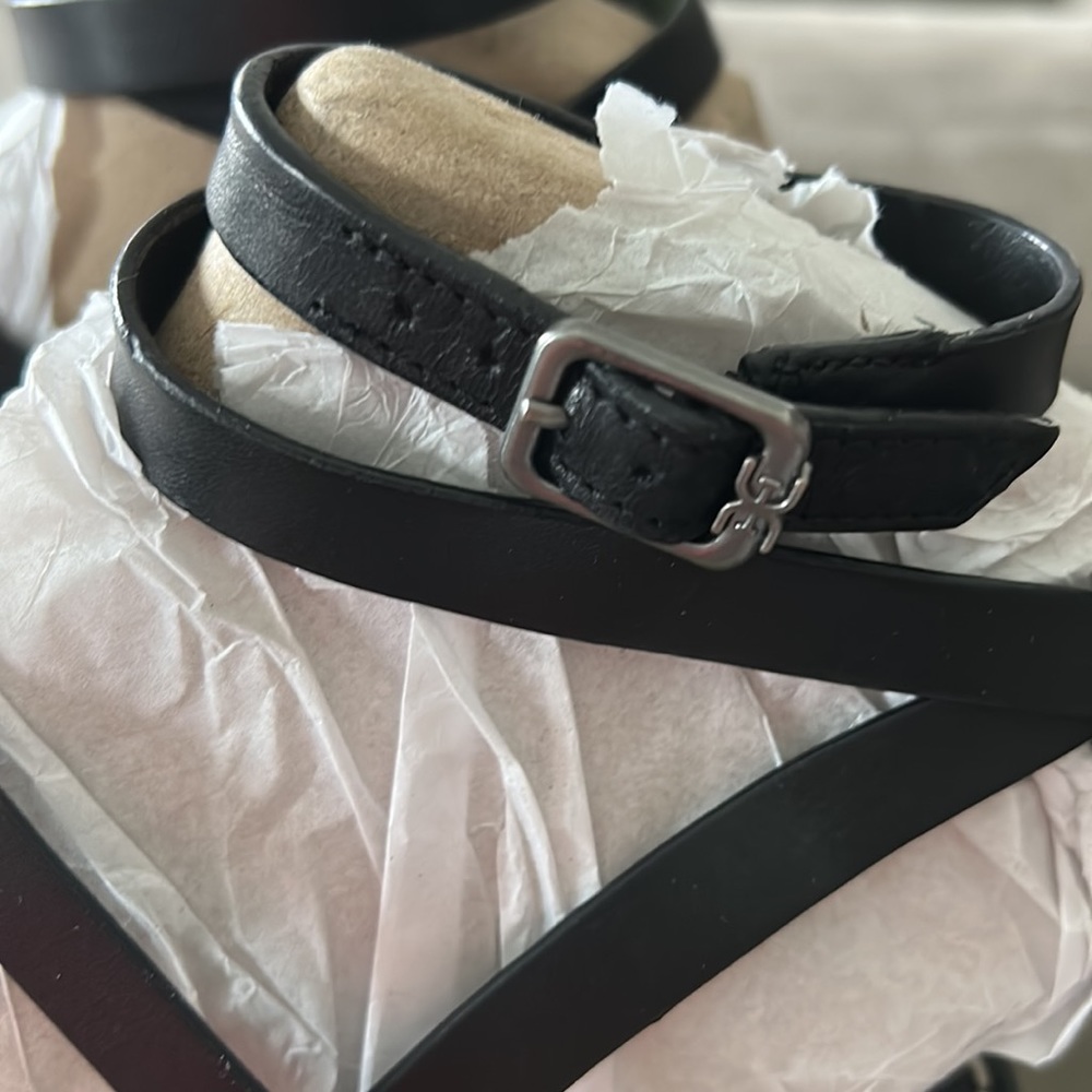 Sam Edelman Meriai black leather gladiator sandal. - Picture 3 of 6